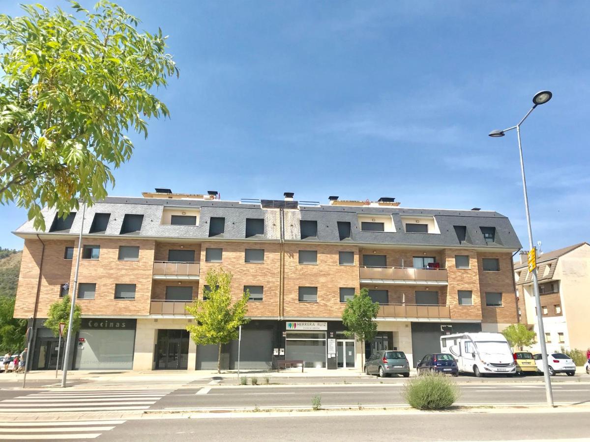 Apartamento Cinca Pirineo En อาอินซา ภายนอก รูปภาพ
